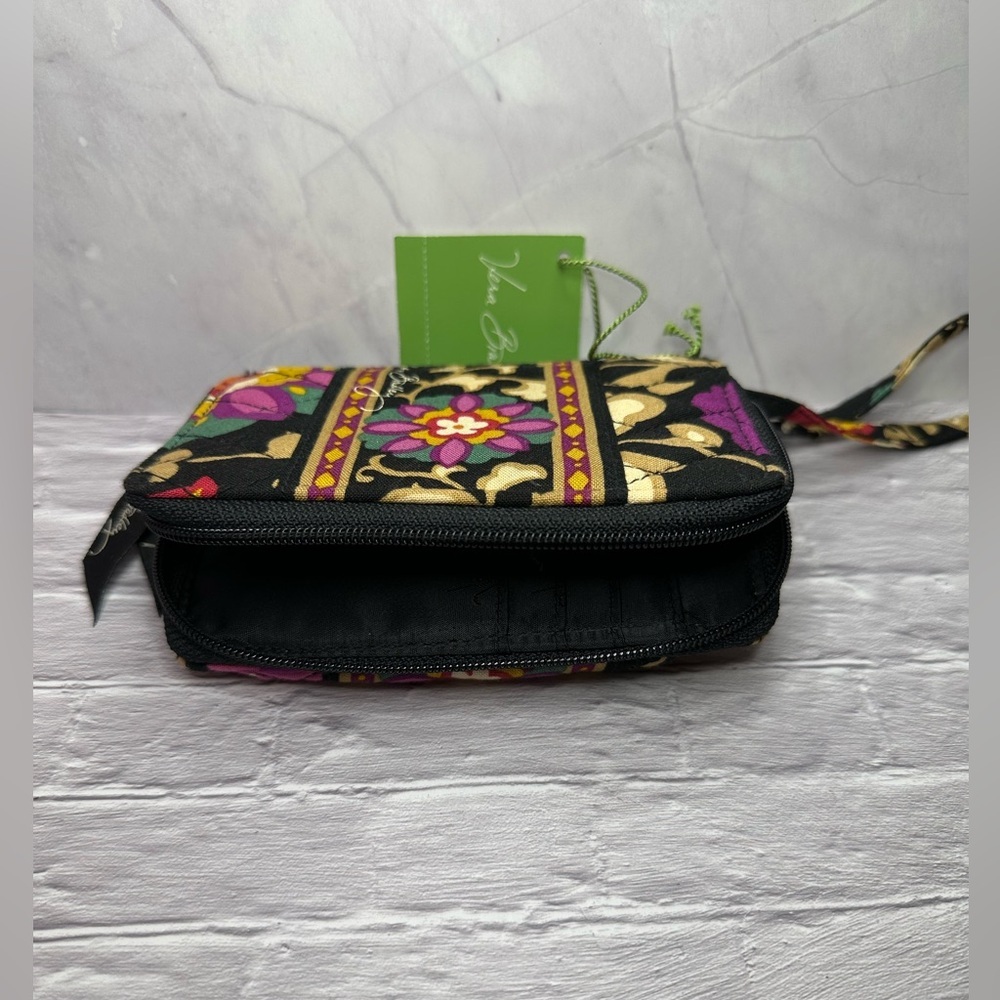 Vera Bradley Carry it all Wristlet Suzani NWT - Picture 6 of 6